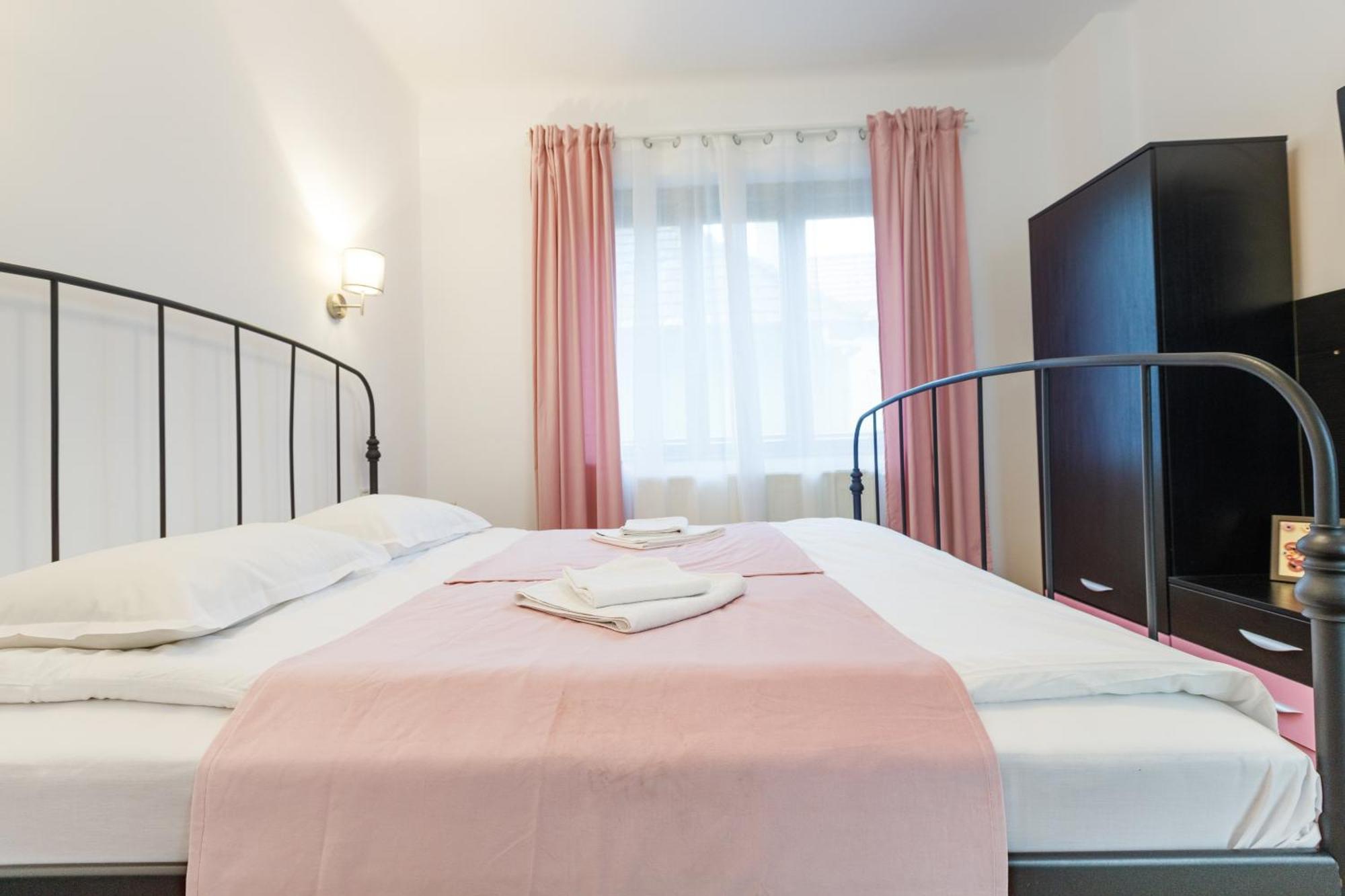 Apartament Modern Braşov Eksteriør bilde